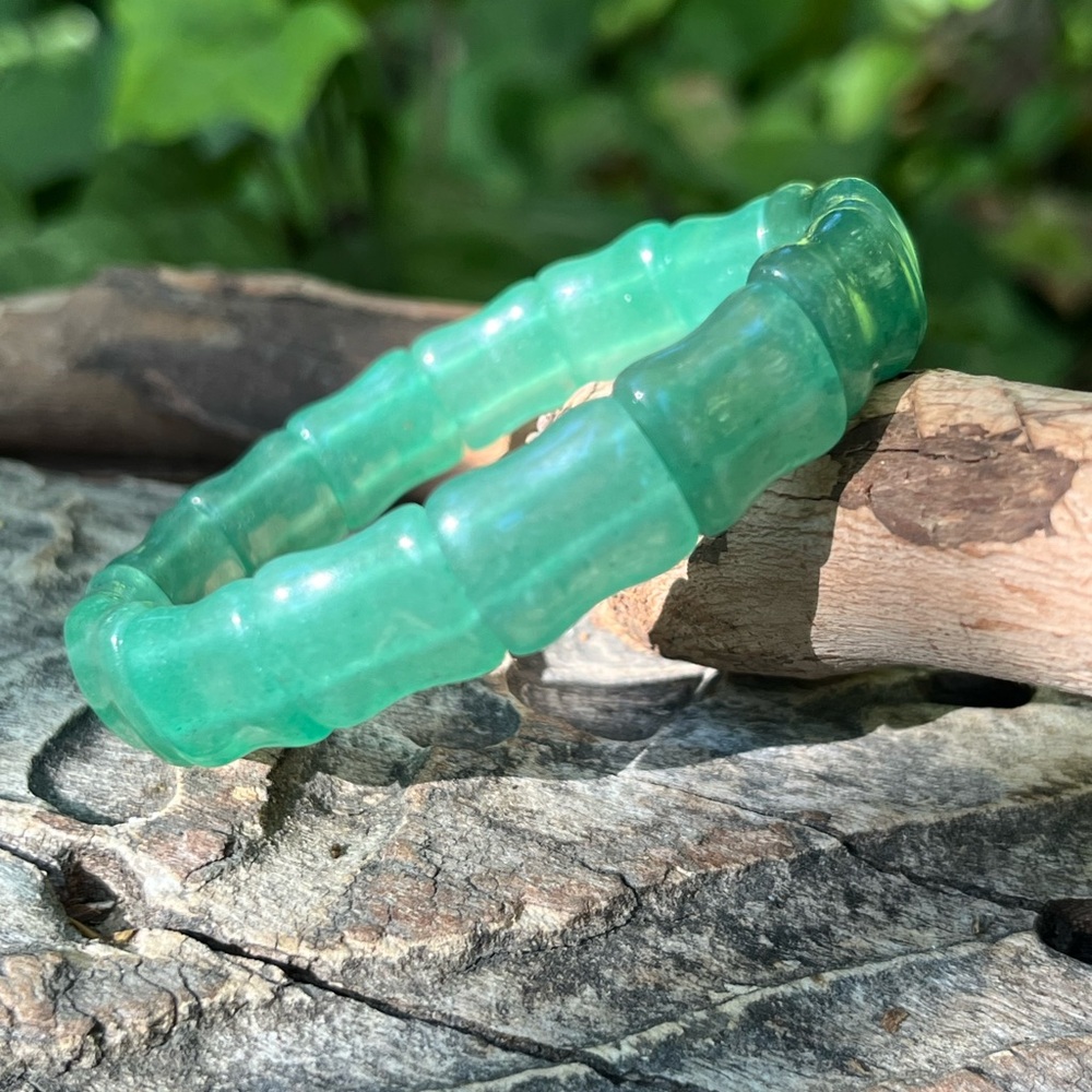 Stretchable green aventurine soft‎ bangle